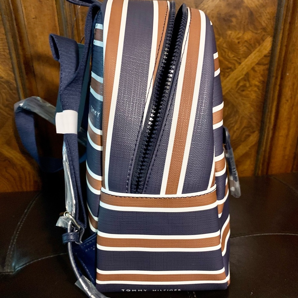 Tommy Backpack - Picture 2 of 3